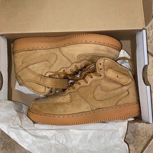 Unisex Nike Air Force 1 sneakers